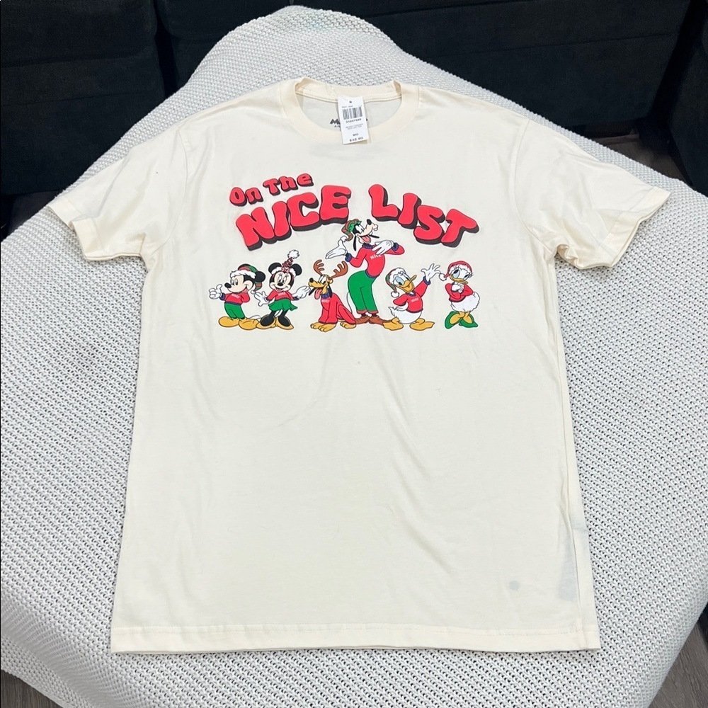Disney Mickey and Friends Christmas Nice List Cream Graphic Tee Shirt Medium